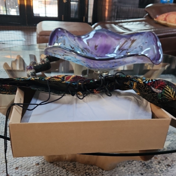 Colorful Embroidered Women's Boots - Picture 4 of 8